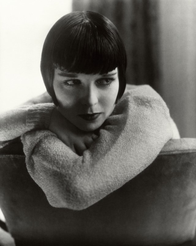 view:155 - Edward Steichen, Cecil Beaton, and Anton Bruehl, Five Limited Edition Portraits from the archives of Vanity Fair - Louise Brooks by Edward Steichen