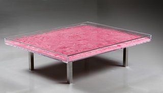 Table Rose, by Yves Klein