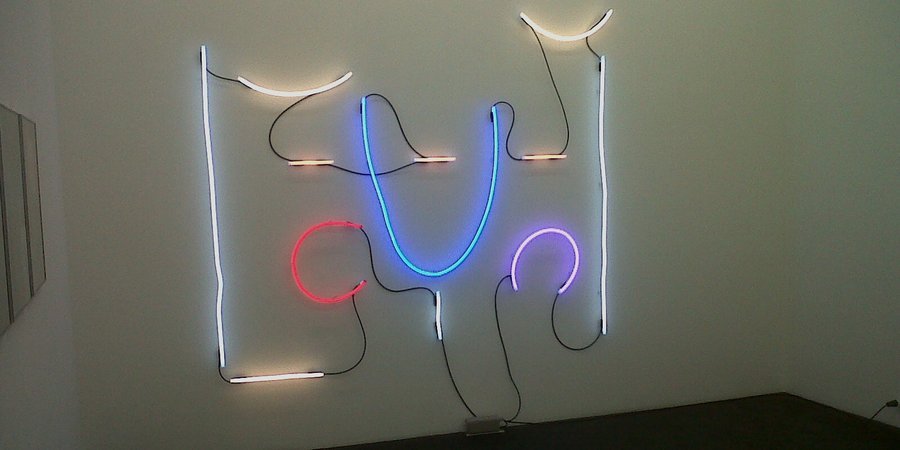 Keith Sonnier's neon sculpture in Galerie Haeusler's show "When Attitudes Becomes Icons" in Zurich