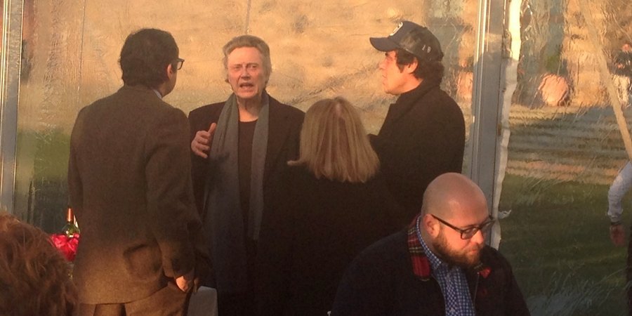 Christopher Walken and Benicio del Toro chat with Peter Brant at the Schnabel opening