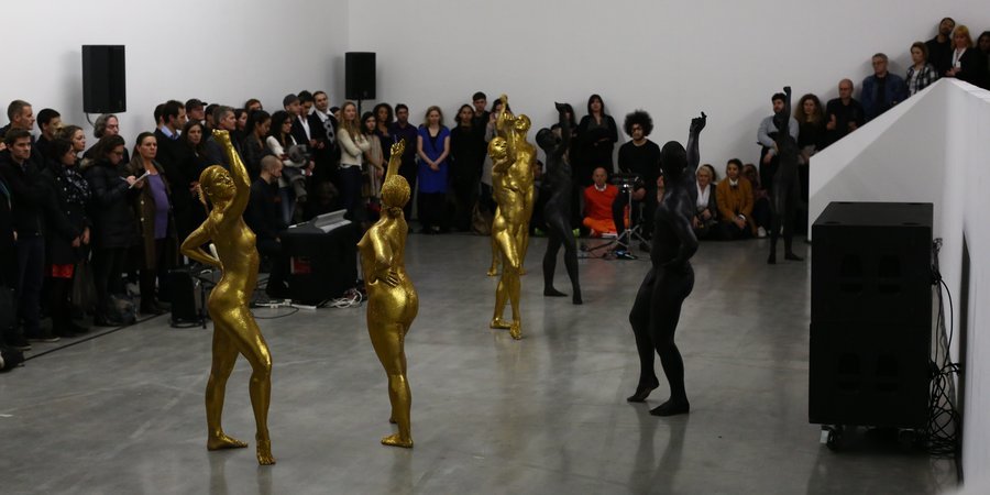 Eddie Peake's performance at the Swiss Institute, photo by Paula Court, courtesy of Performa