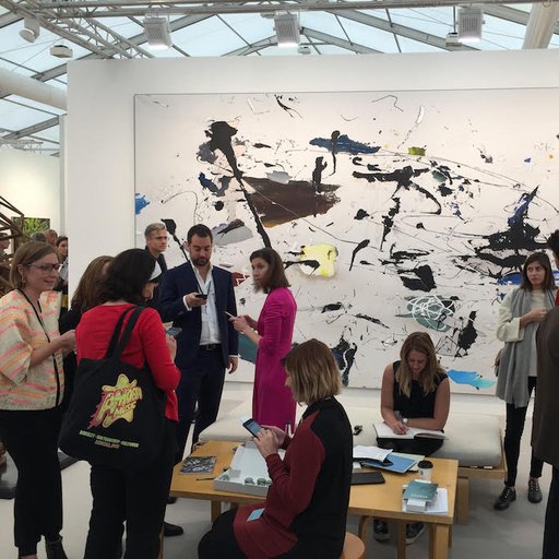 Shoppers, Rejoice! 50 Paintings at Frieze London to Please Stylish Collectors (and Their Discerning Decorators)