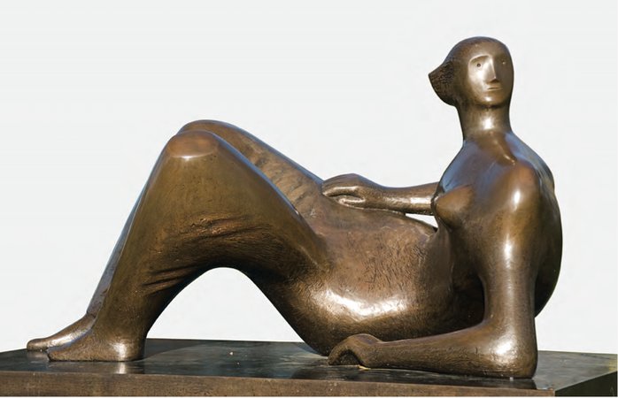 RECLINING FIGURE: ANGLES Henry Moore 1979