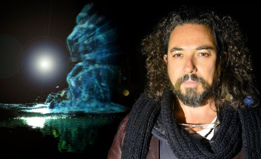 How I Became the First Extraterrestrial Artist: Meet Outer-Space Sculptor Eyal Geyer, Earthlings!