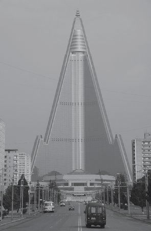 RYUGYONG HOTEL Pyongyang, North Korea Baikdoosan Architects & Engineers 2012