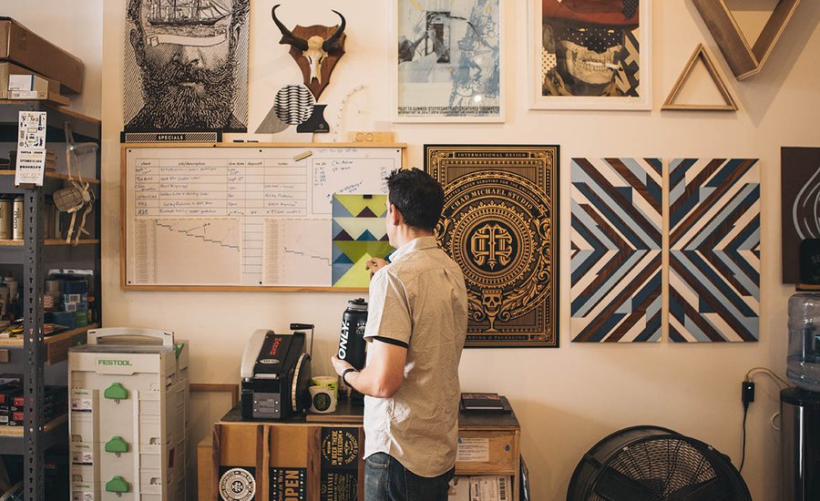How to Nail the Studio Visit: Expert Advice on What Artists Should Do (and Not Do) to Make an Impression