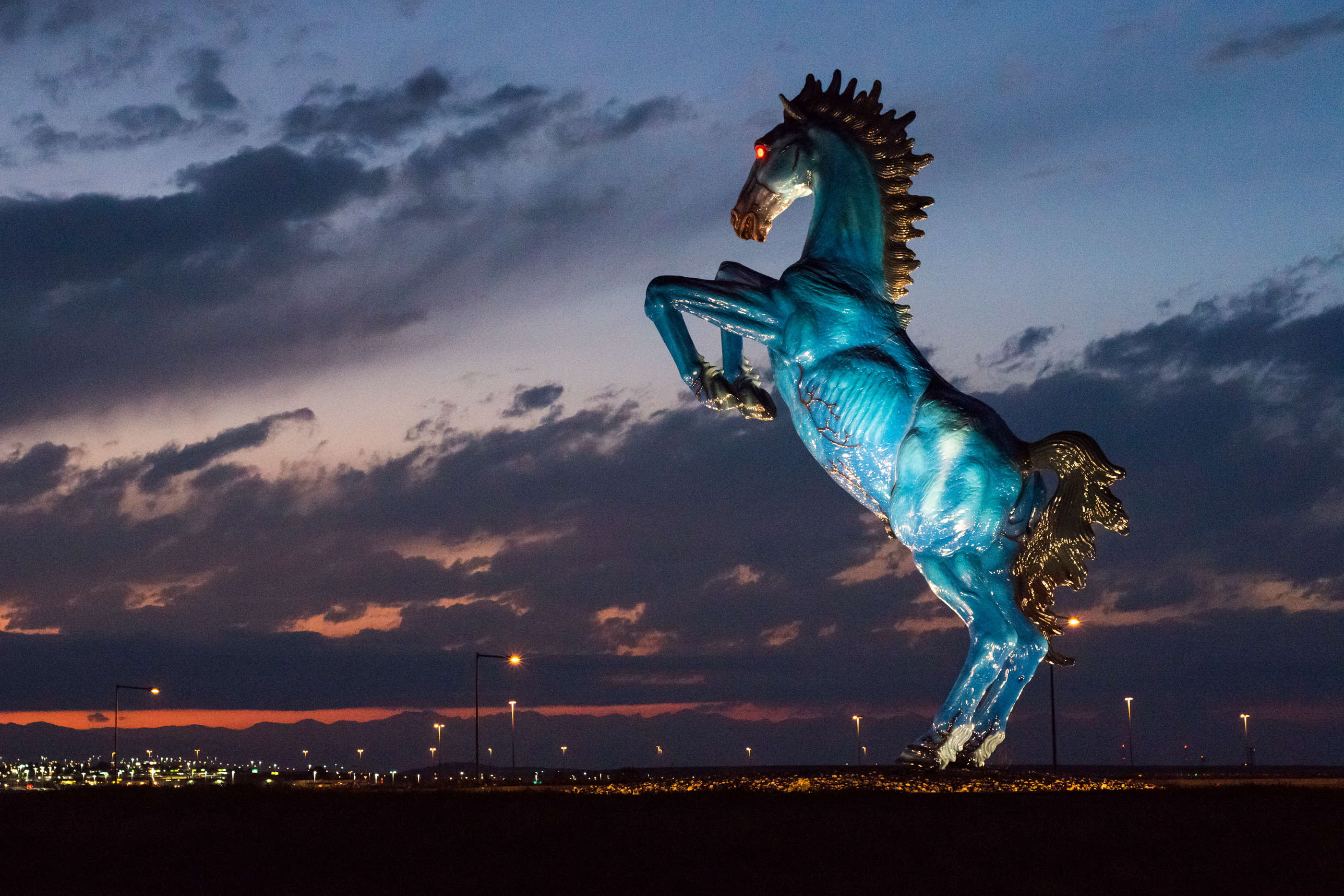 Denver Airport Horse Statue Location - Ep #37 Denver International