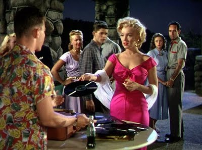 Marilyn Monroe screengrab from Niagara, 1953