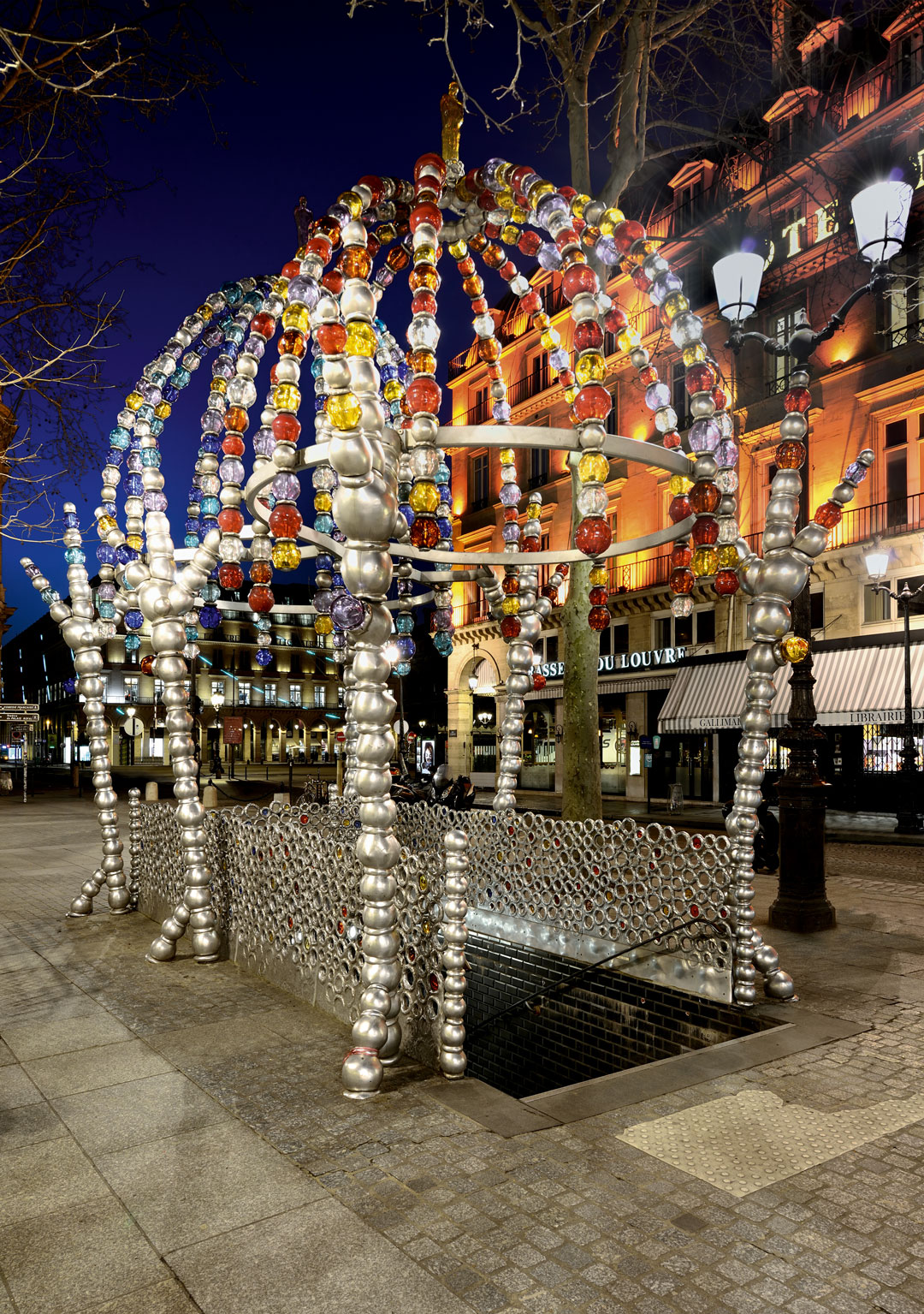 Jean-Michel Othoniel - Kiosk of the Nightwalkers, Paris, 2000