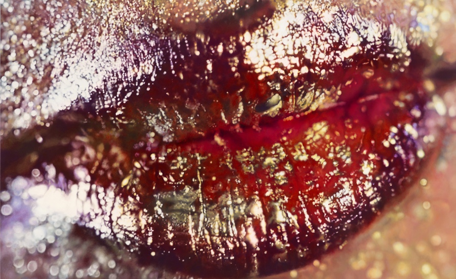 Is that really Wangechi Mutu in the new Marilyn Minter Artspace edition?