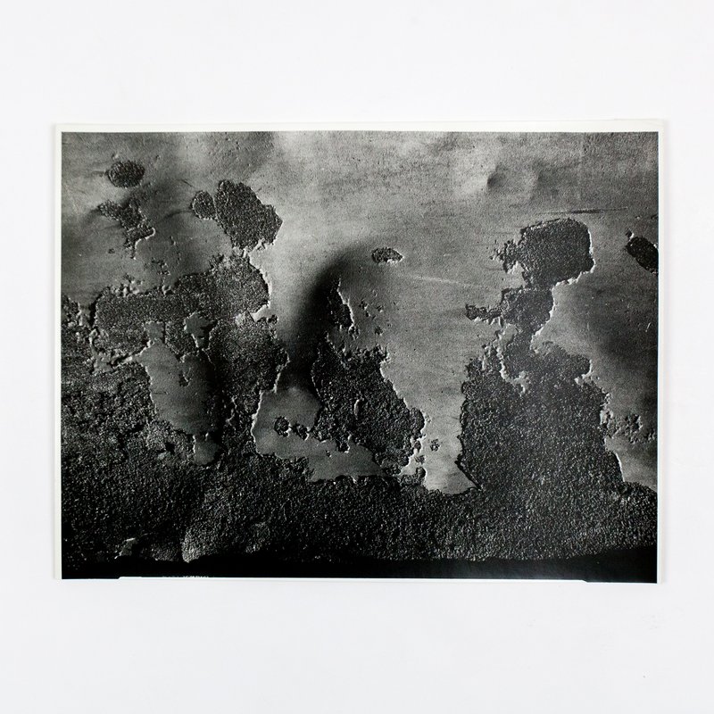 view:11204 - Aaron Siskind, Chicago 48 - 