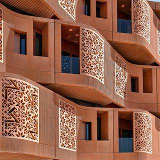 Andrew Prokos, Geometric Facade #1, Masdar