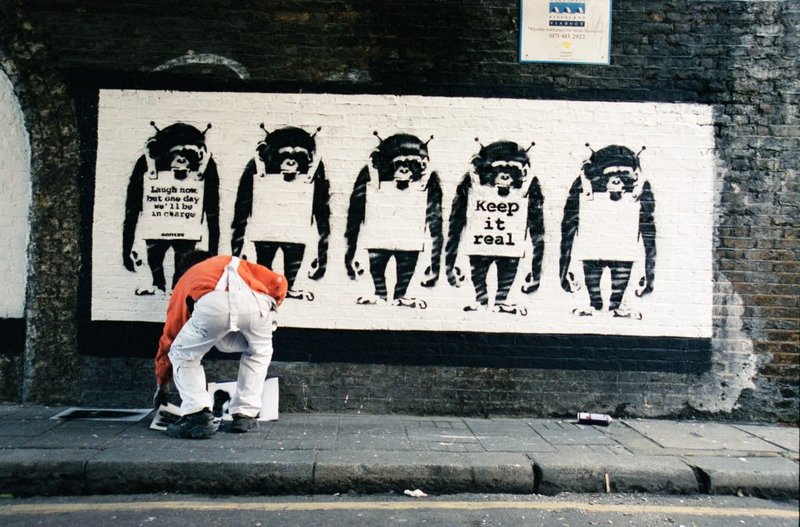 view:34362 - Banksy, Banksy Captured, by Steve Lazarides - 