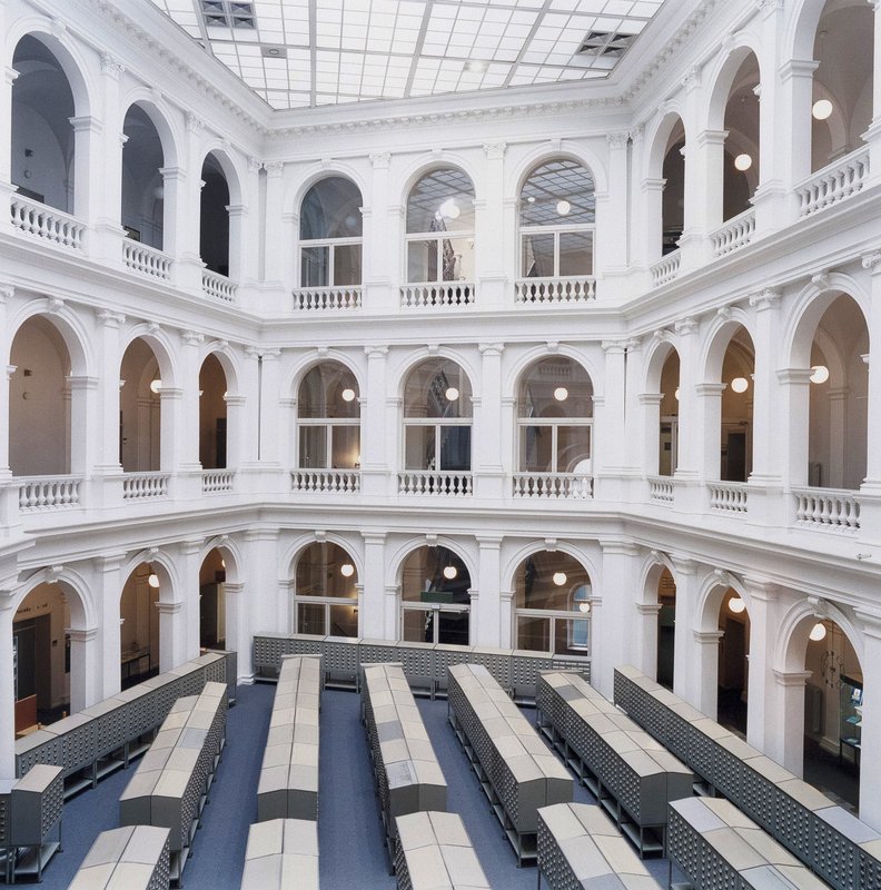 University Library, Hamburg, - Candida Höfer