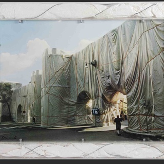 Christo and Jeanne-Claude, Wrapped Roman Wall