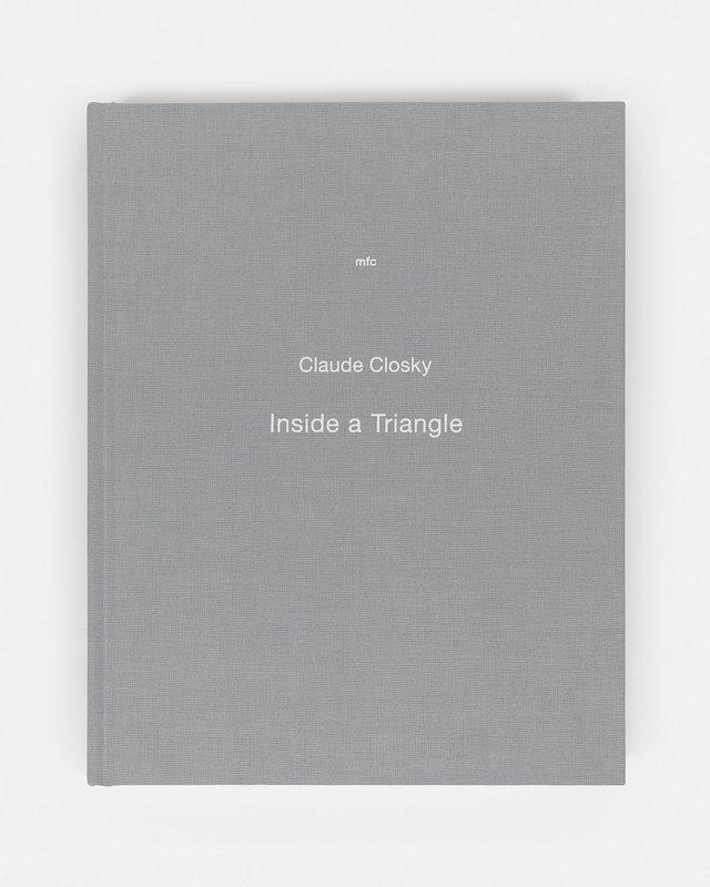 view:52204 - Claude Closky, Inside a Triangle - 