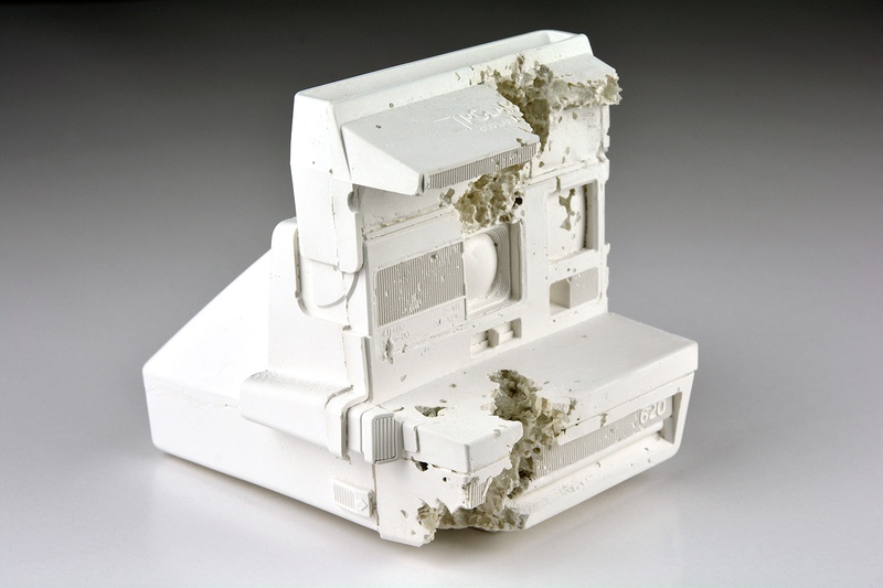 view:62368 - Daniel Arsham, FUTURE RELIC 06 - POLAROID CAMERA - 