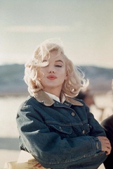 eve-arnold-marilyn-320x240.jpg