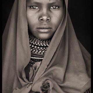 Turkana girl of Loiyangalani art for sale