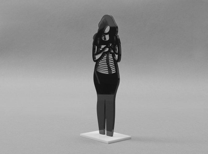 view:83165 - Julian Opie, Statuette (Woman with backpack) - 