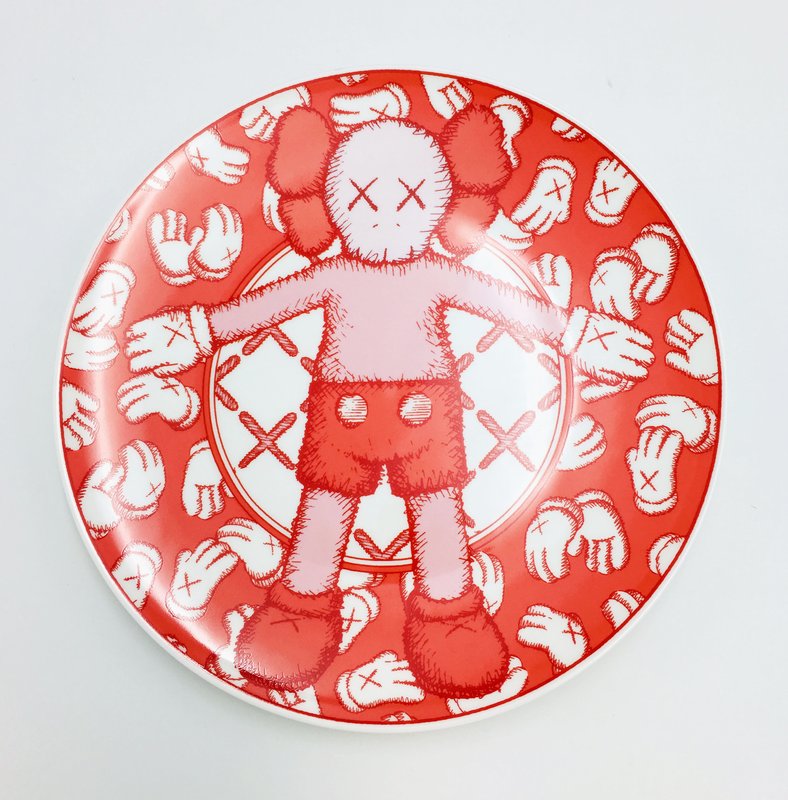 view:31890 - KAWS, Limited Ceramic Plate Set (Set of 4) - Red - 