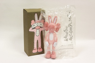 kaws-accomplice-pink-320x240.jpg