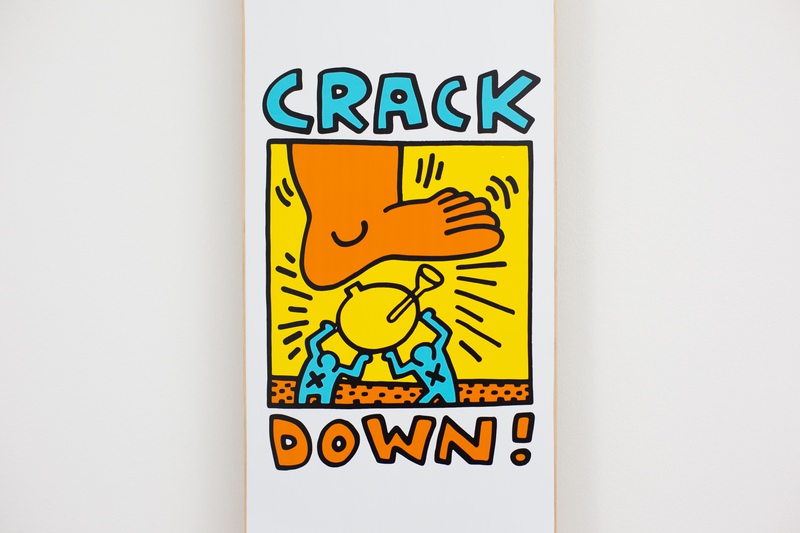view:69520 - Keith Haring, Crack Down - 