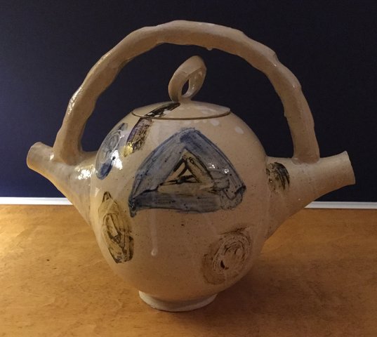 Laure Prouvost - A Wantee Teapot