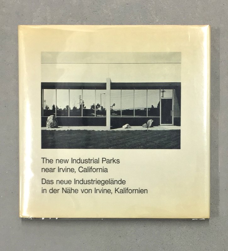 view:8476 - Lewis Baltz, The new Industrial Parks near Irvine, California. - 