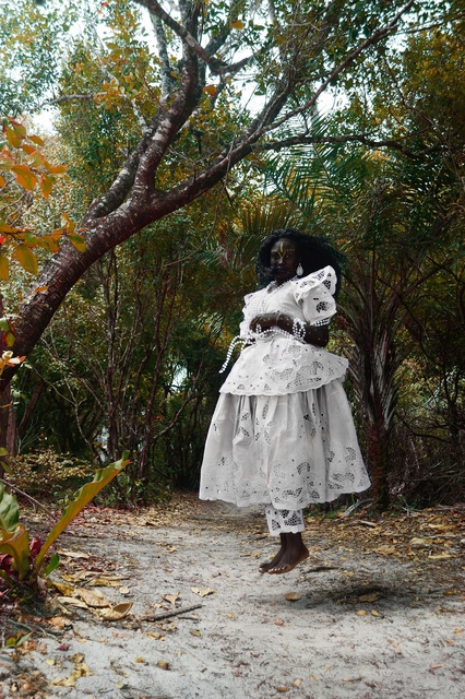 Lisandro Suriel - Apparition, Photograph