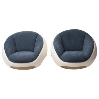 Mario Sabot Pair Of Fiberglass Lounge Chairs For Sale