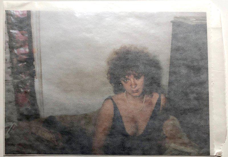 view:53476 - Nan Goldin, Self-portrait in Blue Dress, New York City, 1985 - 