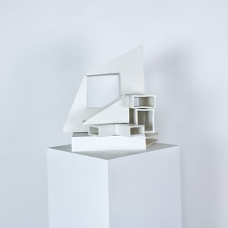 Sydney Williams, Structure III - White