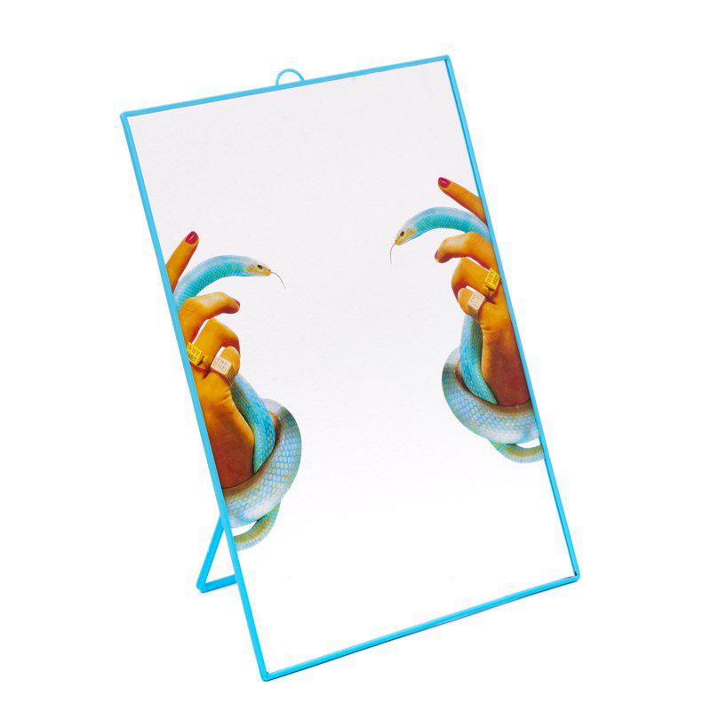 view:58405 - Toiletpaper, Toiletpaper Mirror - HANDS WITH SNAKES - 