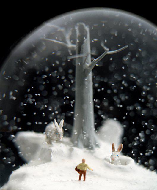 Walter Martin and Paloma Muñoz - Traveler 186 at Night, 2012, Photograph