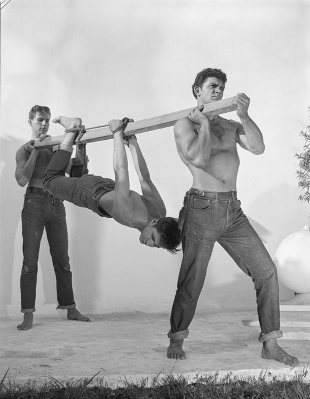 picture of the exhibition location Cliff Bankes, Steve Epplett and Bob Dupre (hogtied), Los Angeles, 1951