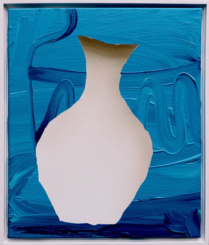 picture of the exhibition location Blue Vase (Vase series)