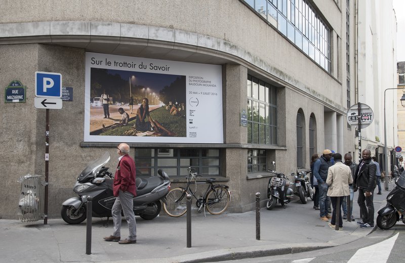 exhibition - Sur le trottoir du Savoir