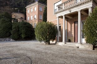 Fondazione Antonio Ratti art gallery
