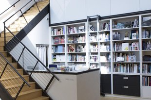 Loretta Howard Gallery art gallery