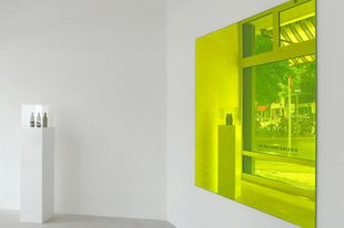 Laleh June Galerie art gallery