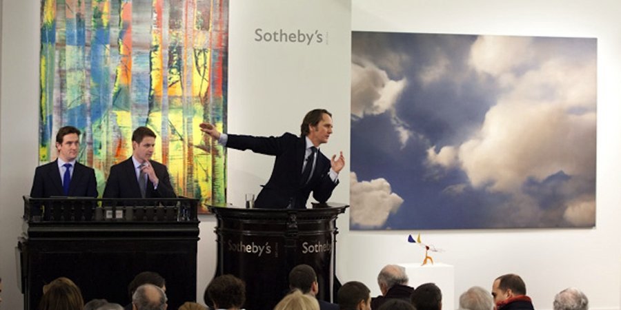 Sotheby's London Sale Draws Record Global Buyers 