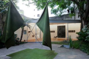 Mendes Wood art gallery