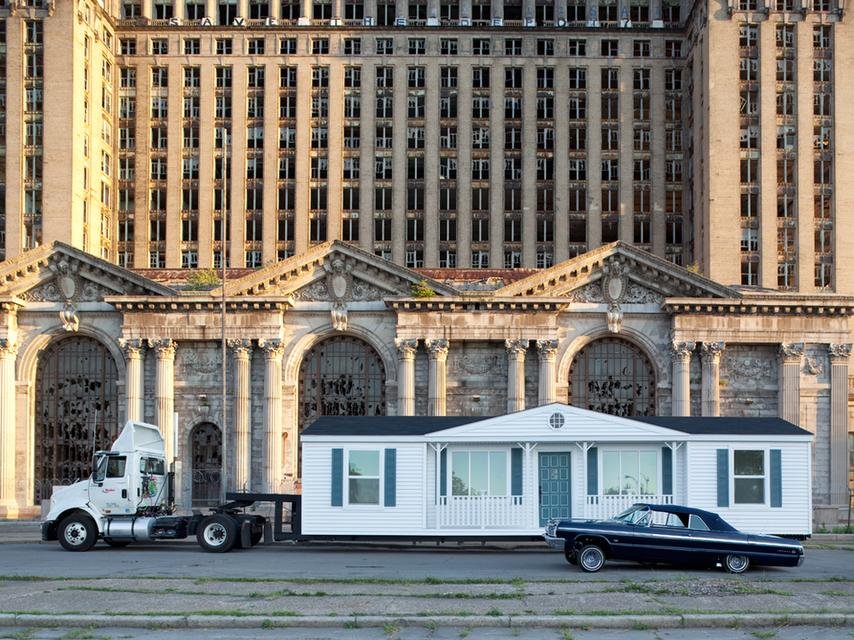 Mike Kelley - Mobile Homestead in front of Michigan Central Depot, Photograph